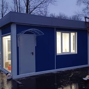 пост охраны с крыльцом